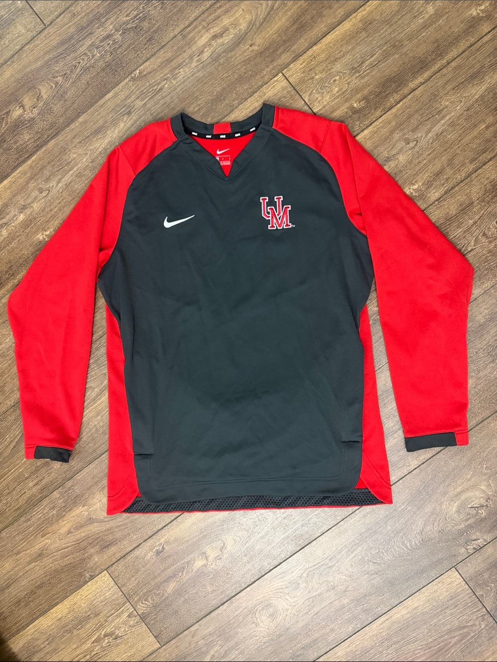 Nike Ole Miss Pull Over, Size L